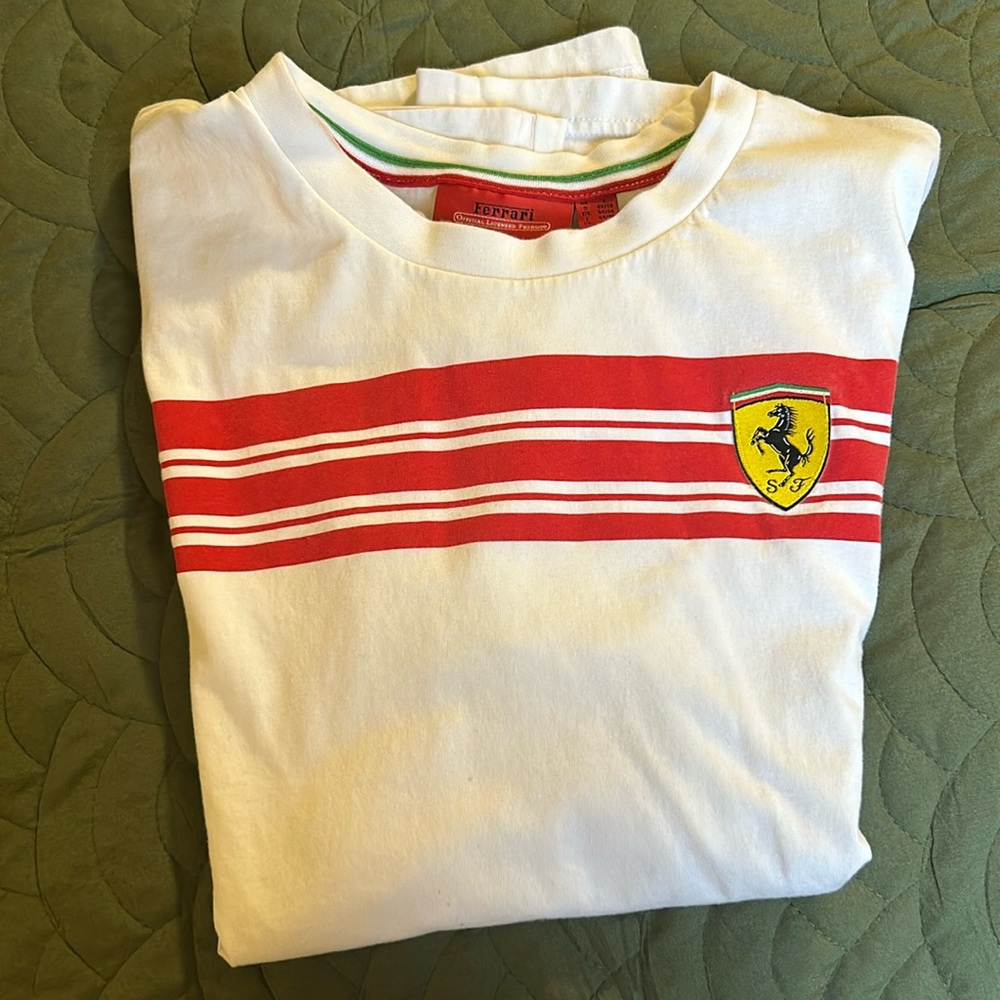 Ferrari T-Shirt Size Small